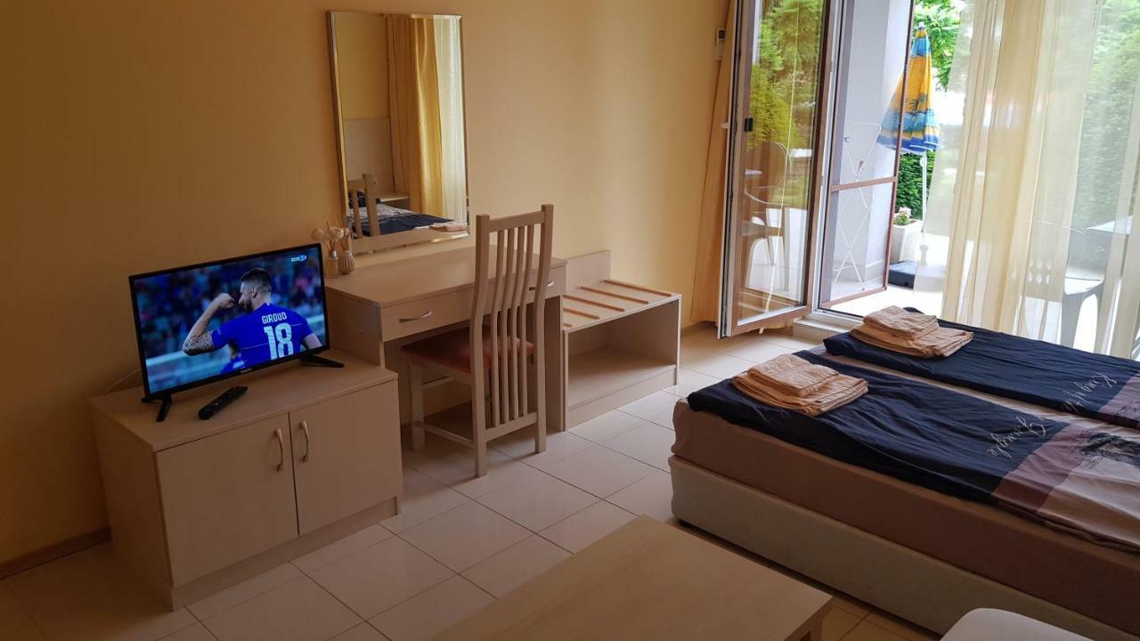 Harmony Hills Kolevi Apartments Rogachevo Exterior foto